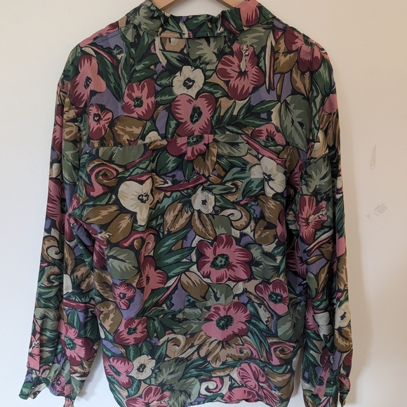 HER Vintage Floral Button-Up Blouse in Pink & Green - Picture 5 of 5